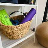 「入れるだけで整う！かご収納ですっきりまとまる便利な実例アイデア」の画像4