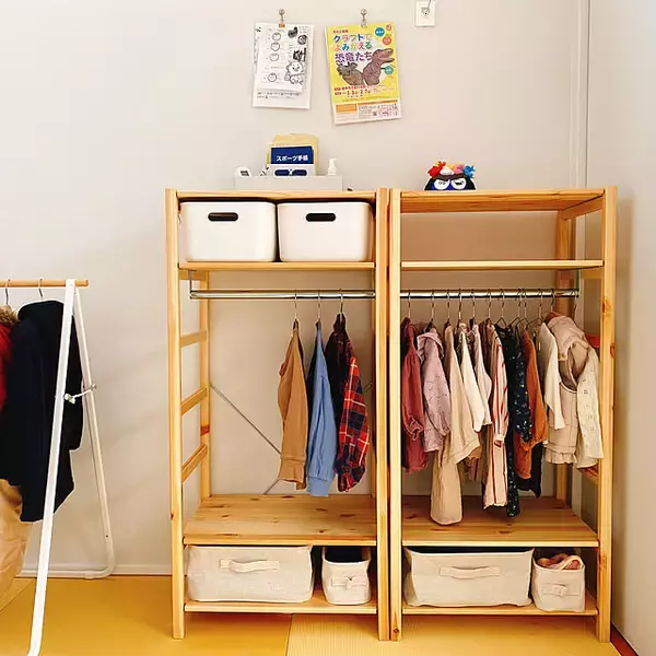 「軽やか＆ぬくもりのある風合いが魅力。アレンジもしやすい無印良品のパイン材家具」の画像