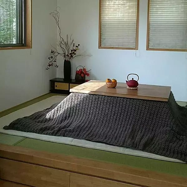 「和と洋を合わせてもっと居心地よく☆畳にラグを敷いてみませんか？」の画像