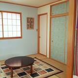 「和と洋を合わせてもっと居心地よく☆畳にラグを敷いてみませんか？」の画像3