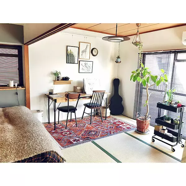 「和と洋を合わせてもっと居心地よく☆畳にラグを敷いてみませんか？」の画像