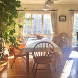 「おとぎ話の世界へ。ゆっくり時間の流れるカントリー風インテリア」の画像1