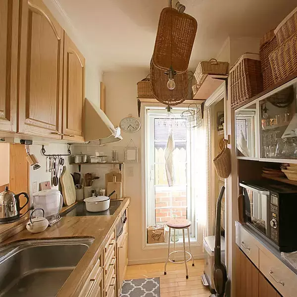 「おとぎ話の世界へ。ゆっくり時間の流れるカントリー風インテリア」の画像