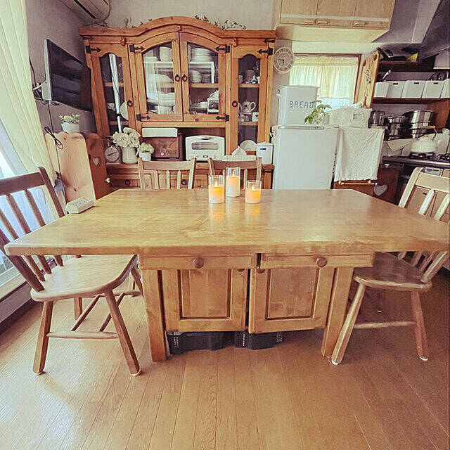 おとぎ話の世界へ。ゆっくり時間の流れるカントリー風インテリア