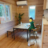 「人数が増えてもすぐ対応できる。ベンチを取り入れたダイニングの実例」の画像4