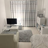 「透明感に魅了される♡ガラステーブルでお部屋に変化をプラス」の画像2