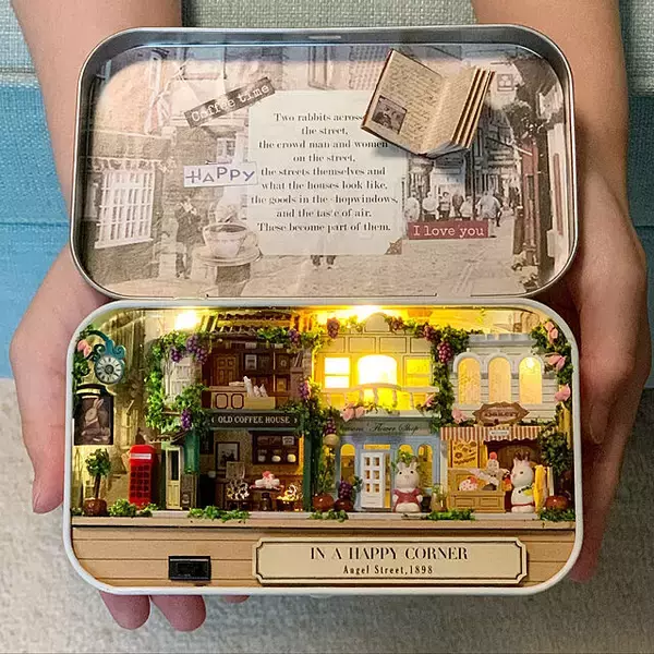 「思わず見惚れてしまいそう♡小さくってキュートな手作りドールハウスの魅力」の画像