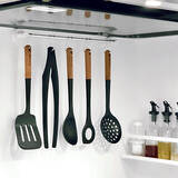 「収納の便利さがグンとアップ！無印良品「横ブレしにくいフック」の使い方」の画像5