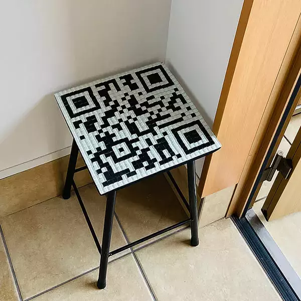 休憩にもディスプレイにも大活躍！今すぐ作ってみたいDIYのスツール実例