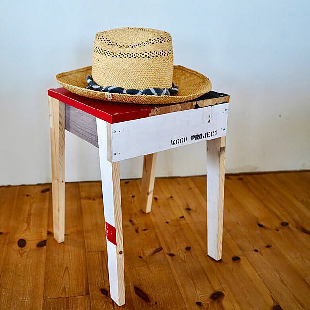 休憩にもディスプレイにも大活躍！今すぐ作ってみたいDIYのスツール実例