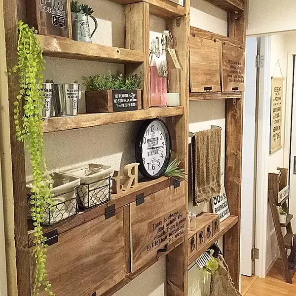 「サイズもデザインも思いのまま☆収納するのが楽しくなるDIY棚＆シェルフ」の画像