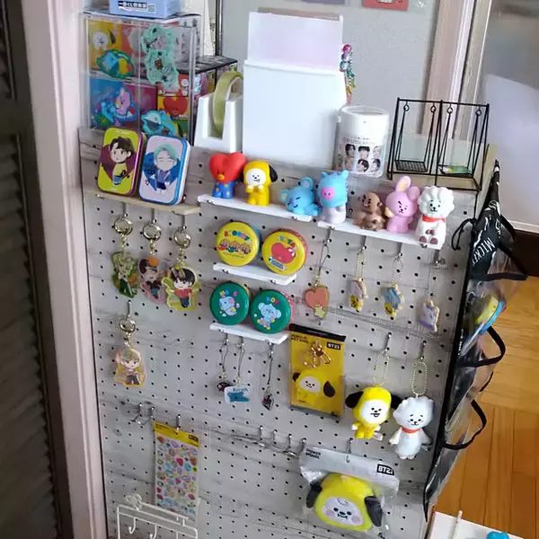 「100均・IKEAでそろう！推しグッズの飾る・しまうアイテム実例5選」の画像