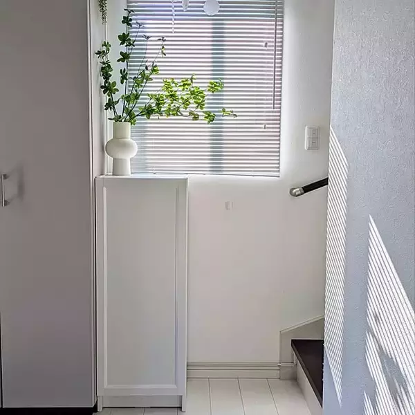 「理想の収納棚が見つかる！使いやすいIKEAのBILLYシリーズ」の画像