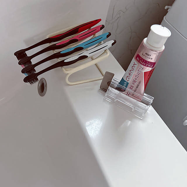 すっきり片付いて清潔に保てる！歯ブラシとコップの置き方アイデア6選