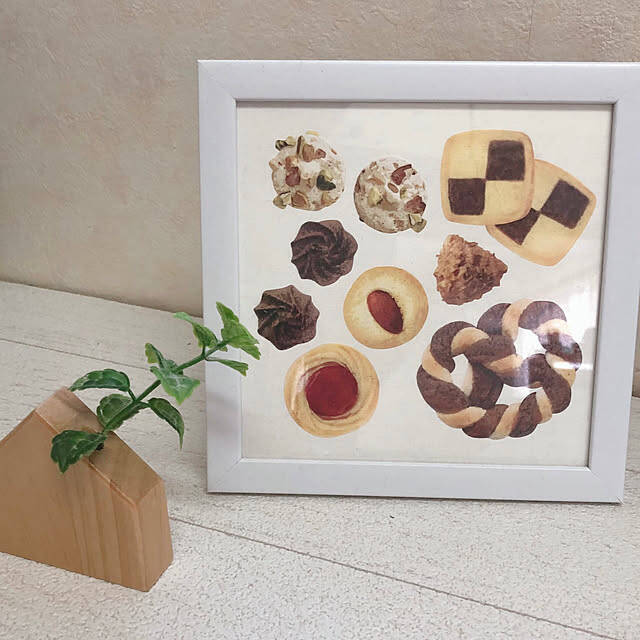 再利用で新たな使い道が広がる！お菓子の空き箱を活用したハンドメイド実例