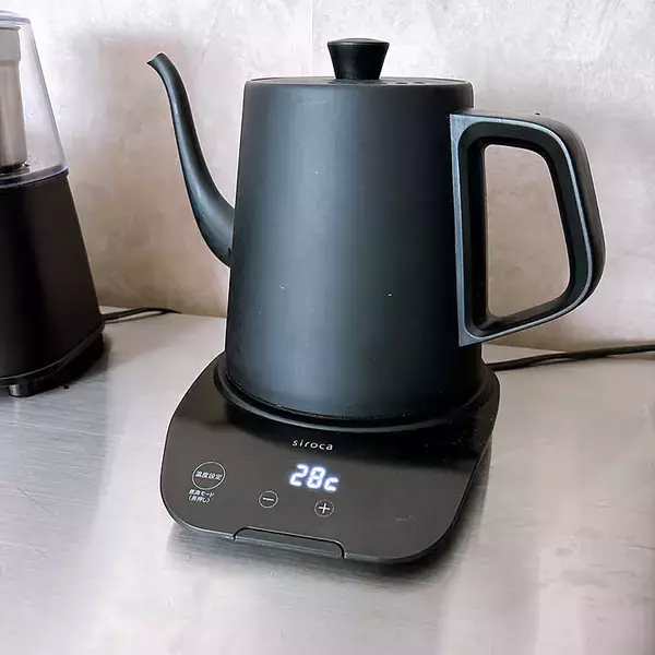 「【わが家のおすすめ4選】毎日がカフェ時間に。心地よい空間をつくるインテリア＆家電 by thikoさん」の画像