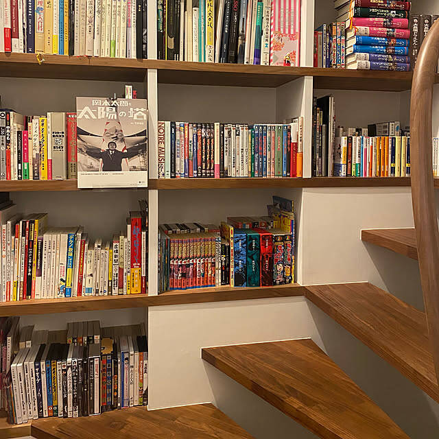 自然と読書がしたくなる♪本を身近に感じられる本棚収納のアイデア