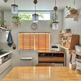 「すっきりとスタイリッシュな窓辺に♪ニトリのブラインドを使ったコーディネート実例」の画像1