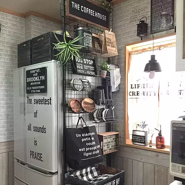 「収納やインテリアを楽しめる！コースターとランチョンマットの収納方法」の画像