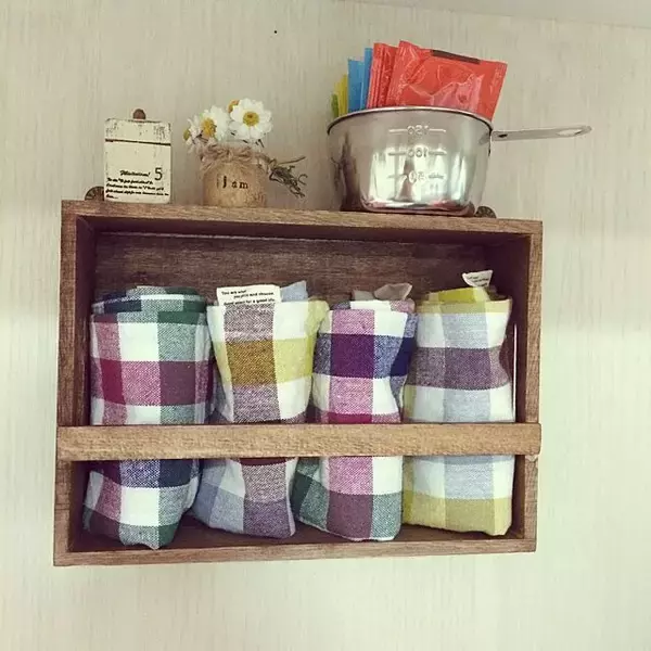 「収納やインテリアを楽しめる！コースターとランチョンマットの収納方法」の画像