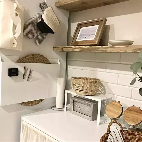 「収納やインテリアを楽しめる！コースターとランチョンマットの収納方法」の画像