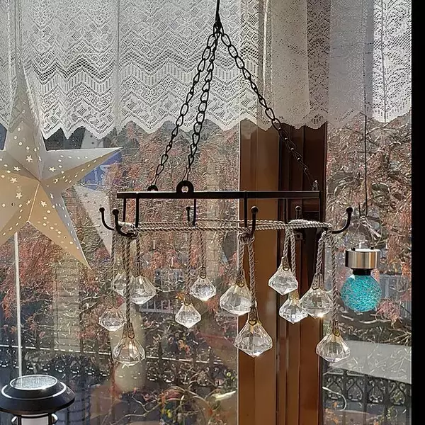 「「掛けるだけでまるでシャンデリア！簡単サンキャッチャーのレシピ」 by Mayumi8888さん」の画像