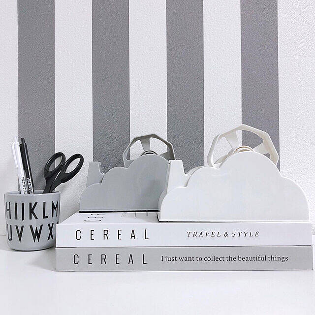 おうちのデスクワークをお助けしてくれる♪セリアで見つけたアイテム