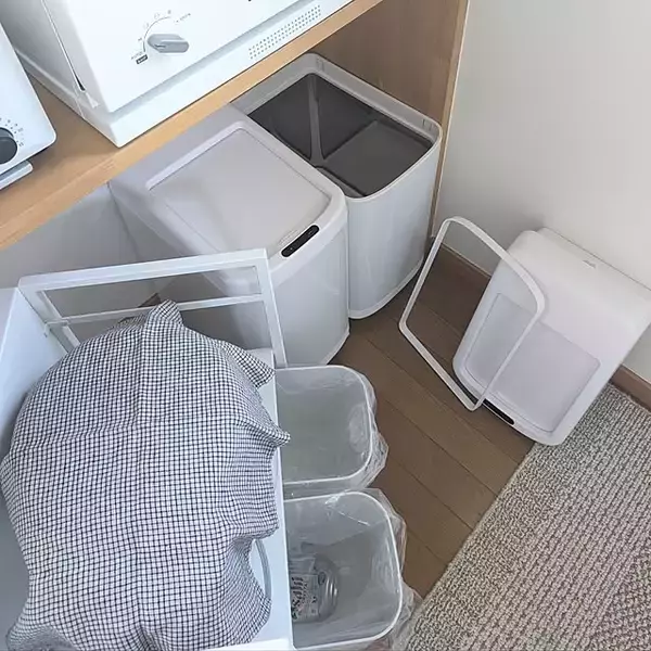 「万能すぎる収納アイテム！無印良品のやわらかポリエチレンケース活用法」の画像