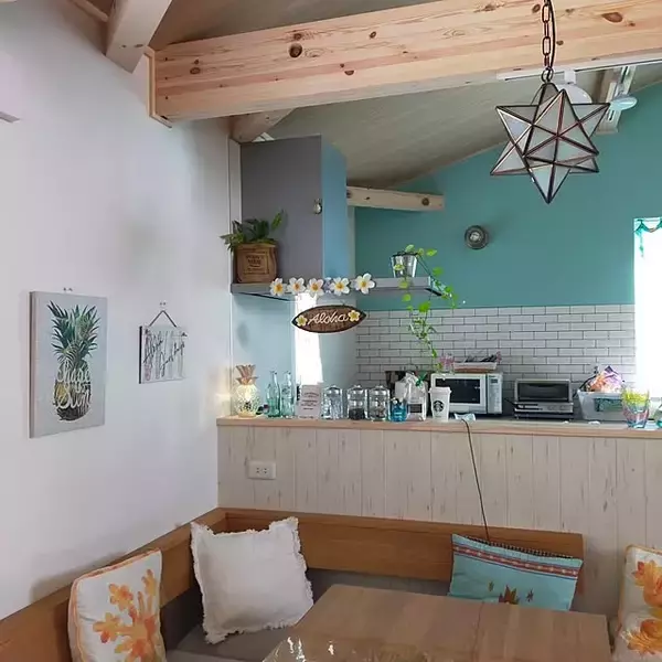 「小物や家具で統一感アップ♪さわやかな風を感じる西海岸風インテリアの実例をご紹介」の画像