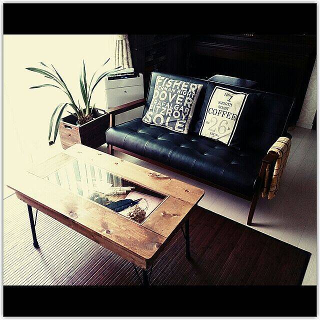 リビングにあると便利！カフェテーブルDIYの実例10選