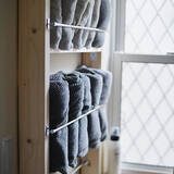 「「ここに置けたらいいのに」が叶う！DIYで収納棚を追加するアイデア実例」の画像4