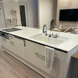 「スムーズな動線で家事もはかどる♪開放感抜群なアイランドキッチンの実例6選」の画像2