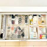 「これがあれば収納上手になれる！ダイソーの仕切り付きケースですっきりお片付け」の画像4