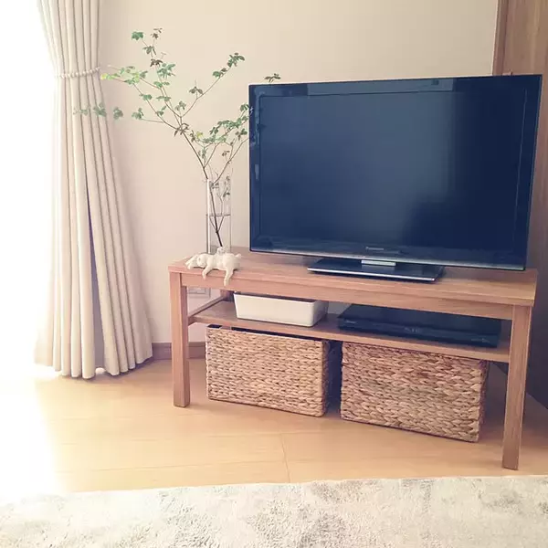 「こんなにたくさんの使い方ができるなんて！使い勝手抜群な無印良品の木製ベンチに注目」の画像