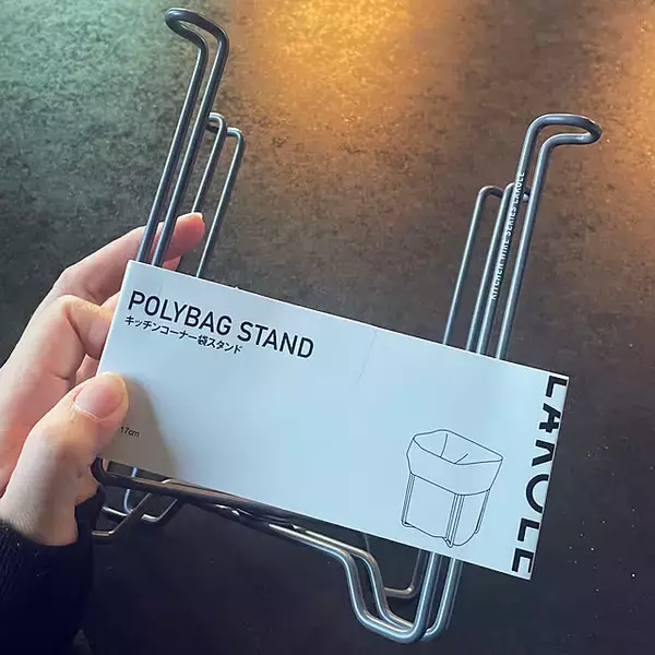 「プチプラで叶う洗練インテリア！キッチン雑貨からペットグッズまで、LAKOLEの注目インテリアグッズ6選」の画像