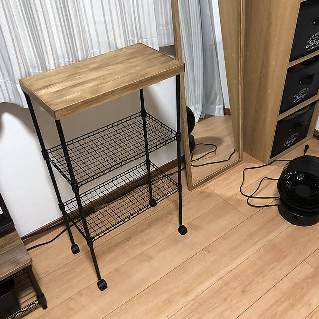 サイズも形も自由自在！欲しい収納が作れるダイソーのジョイントラック