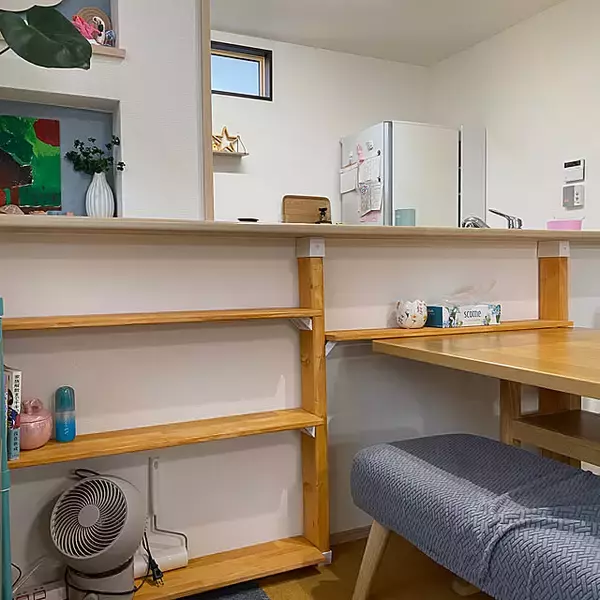 「収納を増やしてインテリアもランクアップ☆キッチンカウンターのDIYアイデア集」の画像