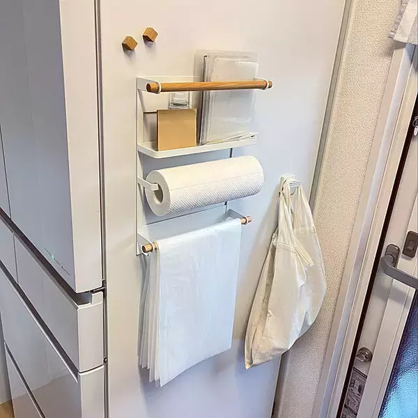 「思わずマネしたくなる！ゴミ袋や紙袋の上手なまとめ方10選」の画像