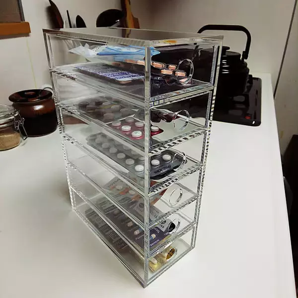 「隠すだけじゃもったいない！無印良品のアクリル収納で見せる楽しさを発見」の画像
