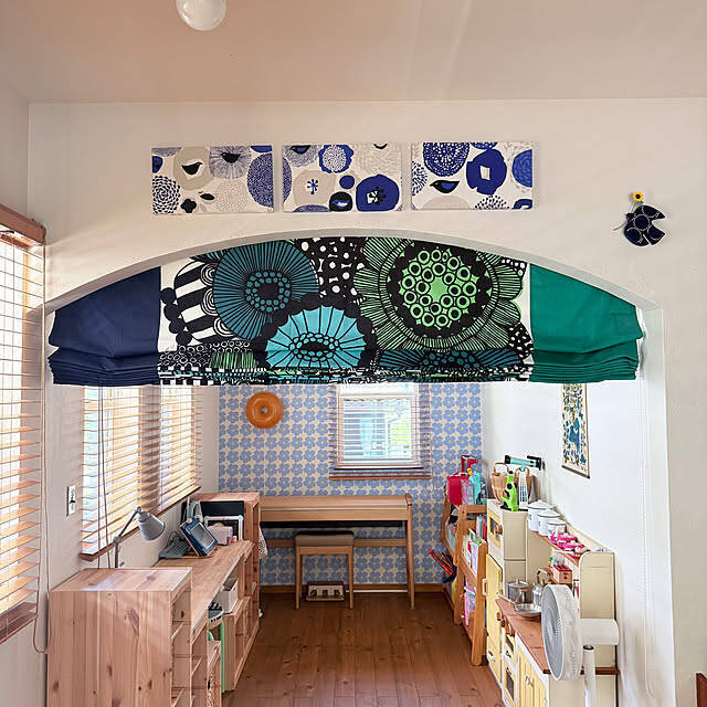 ペタッと貼るだけでディスプレイや収納のお悩み解決！魔法のテープの活用法6選