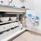 「キッチンから玄関まで♪収納スペースを無駄なく使える伸縮ラックの活用法」の画像4