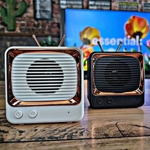 音楽が流れる暮らしを手軽にかなえられる♪デザインや機能も豊富なダイソーのBluetoothスピーカー