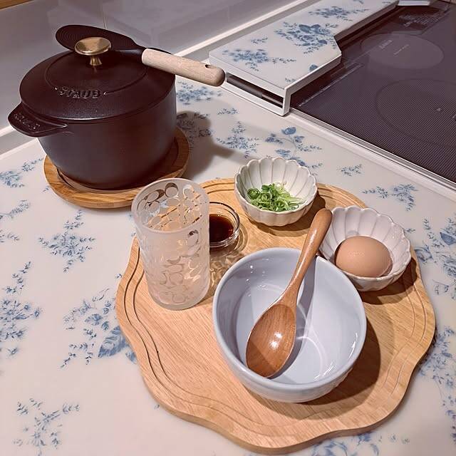 「"置かない"がルール。余白が引き立てる、愛着あるキッチンの景色」 by mihiroさん