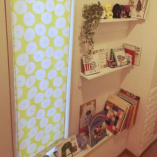 「一時置きにも定位置にも♪家中で使えるニトリのウォールシェルフ」の画像