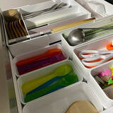 「引き出し・冷蔵庫のごちゃつき解消！ニトリの整理トレーを使った収納実例」の画像4