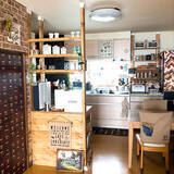 「カフェ風インテリアを目指す方にも！収納＆作業台としても役立つキッチンカウンターDIYアイデア」の画像7