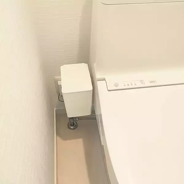 「収納も掃除も香りもプチプラで整う♪ダイソーで見つけたトイレにあると便利なアイテム10選」の画像