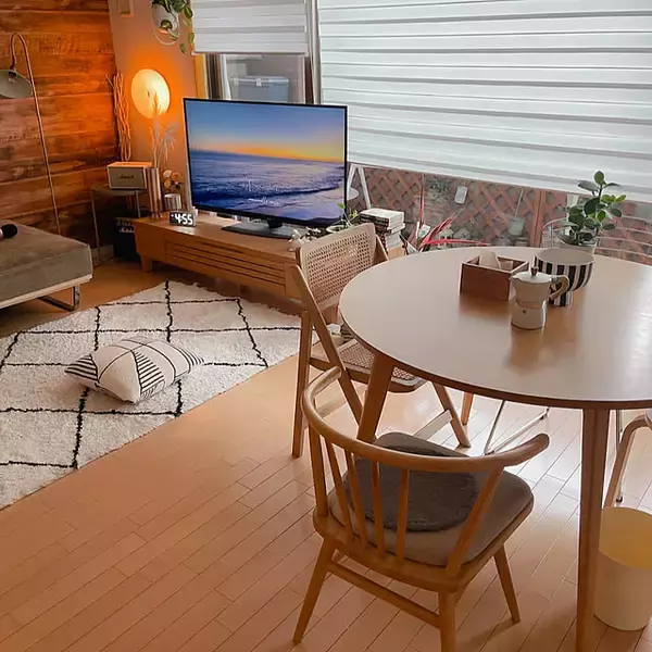 「居心地のいいお部屋づくりに♪カーテン・ラグ・家具まで、ベルメゾンのおすすめアイテム6選」の画像