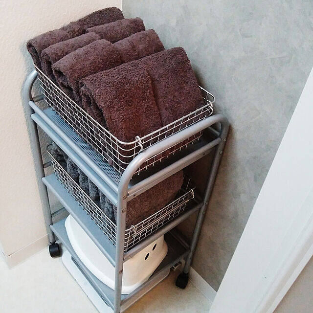 おうちのあちこちで大活躍！キッチンワゴンを使った収納アイデア集