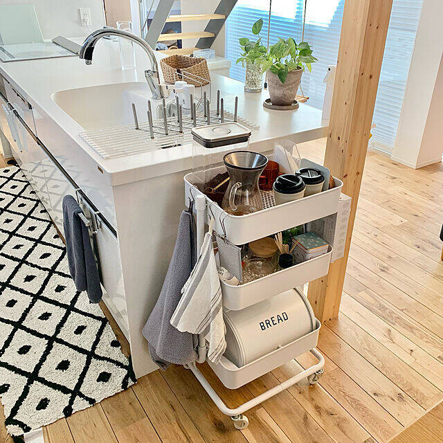 おうちのあちこちで大活躍！キッチンワゴンを使った収納アイデア集